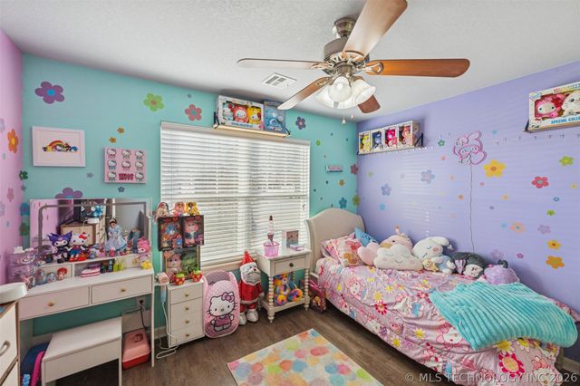 734 S Chickasaw Avenue, Claremore, OK 74017