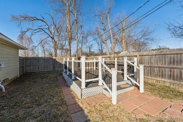 734 S Chickasaw Avenue, Claremore, OK 74017