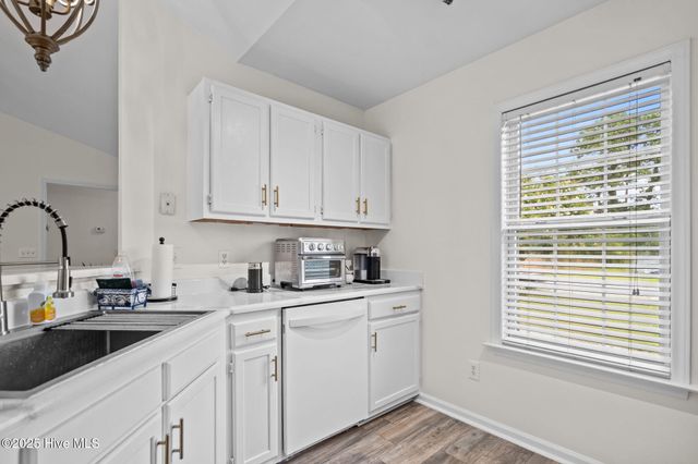 4904 Grouse Woods Drive, Wilmington, NC 28411