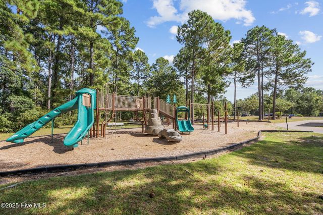 4904 Grouse Woods Drive, Wilmington, NC 28411