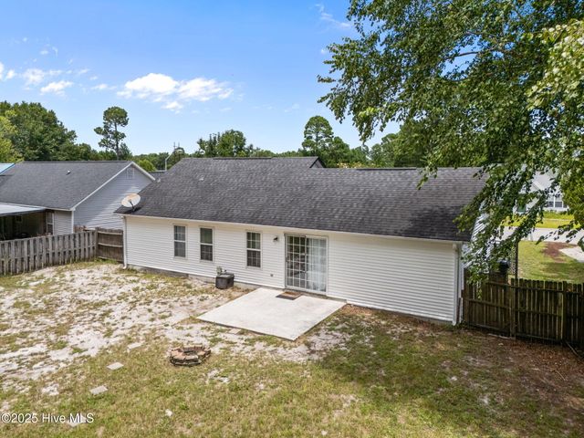 4904 Grouse Woods Drive, Wilmington, NC 28411