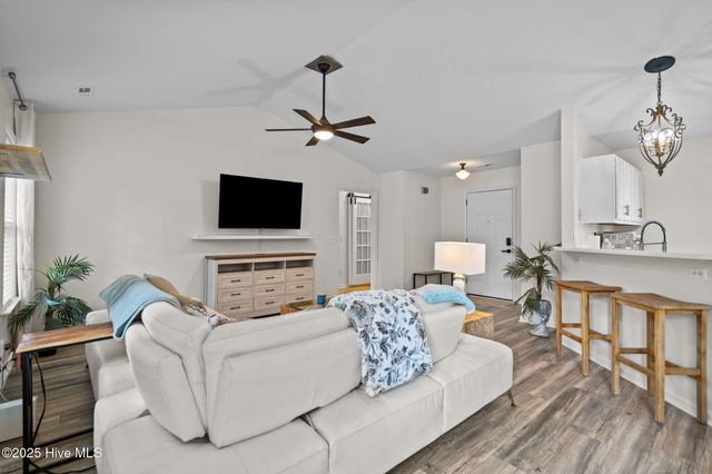 4904 Grouse Woods Drive, Wilmington, NC 28411