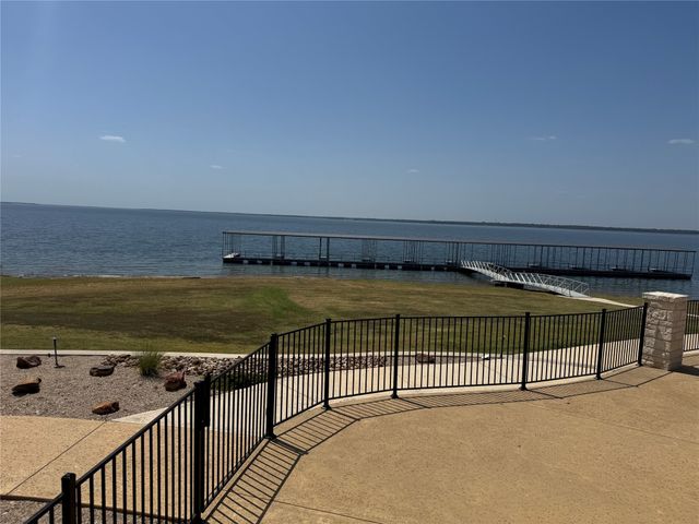 355 Peninsula Drive, Honey Grove, TX 75446