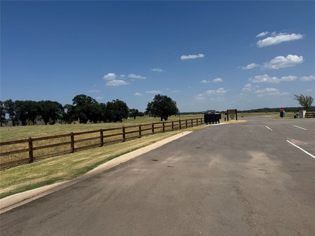 355 Peninsula Drive, Honey Grove, TX 75446