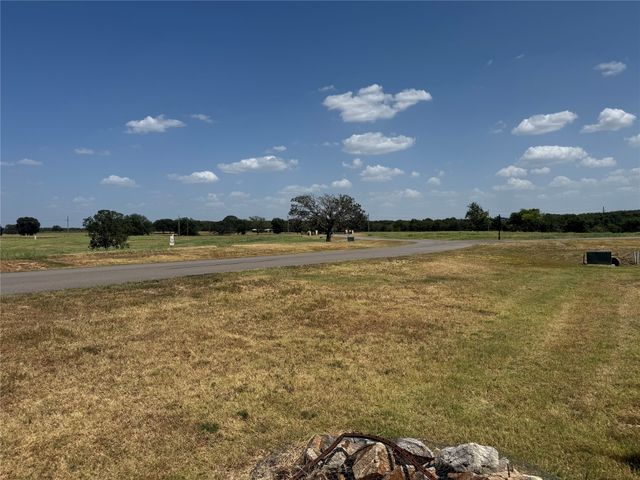 355 Peninsula Drive, Honey Grove, TX 75446