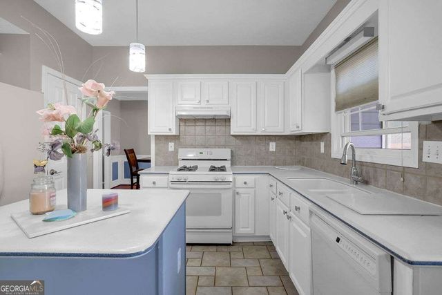 5425 Taylor Road, Alpharetta, GA 30022