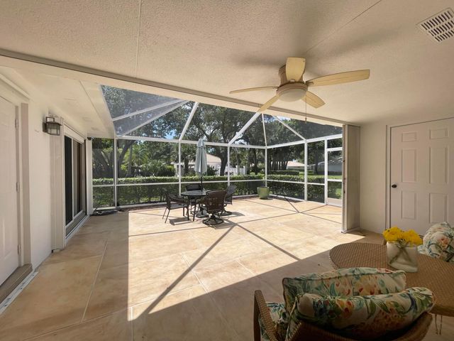 701 Silverleaf Oak Court, Palm Beach Gardens, FL 33410