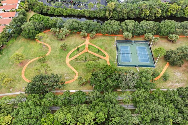 701 Silverleaf Oak Court, Palm Beach Gardens, FL 33410