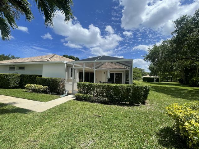 701 Silverleaf Oak Court, Palm Beach Gardens, FL 33410