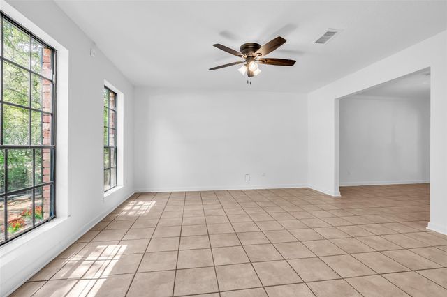 259 E Rainbow Ridge Circle, The Woodlands, TX 77381