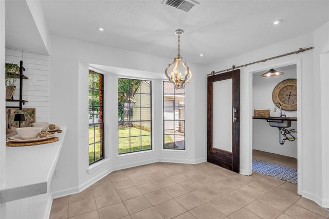 259 E Rainbow Ridge Circle, The Woodlands, TX 77381