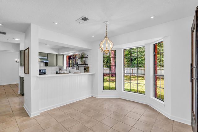 259 E Rainbow Ridge Circle, The Woodlands, TX 77381