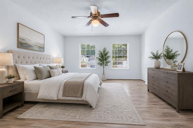 259 E Rainbow Ridge Circle, The Woodlands, TX 77381