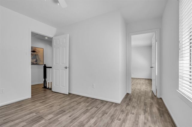 259 E Rainbow Ridge Circle, The Woodlands, TX 77381