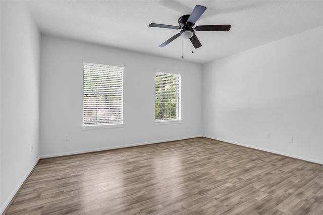 259 E Rainbow Ridge Circle, The Woodlands, TX 77381