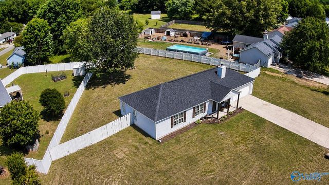 322 Buffalo Creek Drive, Toney, AL 35773
