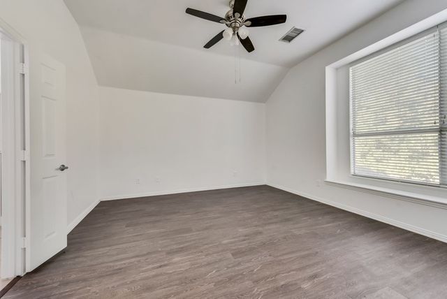 3148 Silver Creek Drive, Mesquite, TX 75181