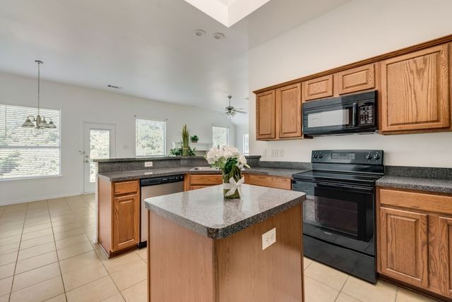 3148 Silver Creek Drive, Mesquite, TX 75181
