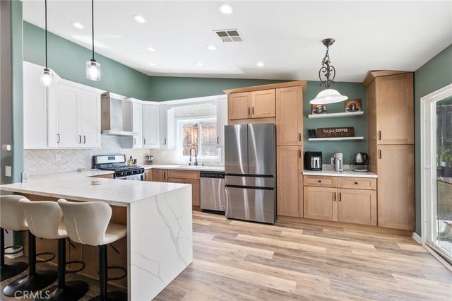 22978 Via Santana, Nuevo, CA 92567