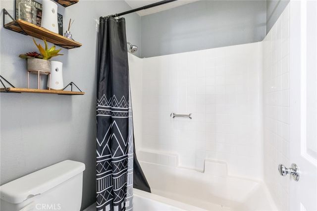 22978 Via Santana, Nuevo, CA 92567