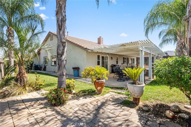 22978 Via Santana, Nuevo, CA 92567