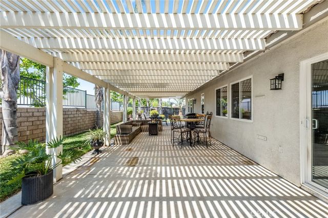 22978 Via Santana, Nuevo, CA 92567