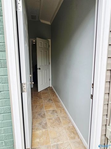2321 SE Springdale Road, Decatur, AL 35601