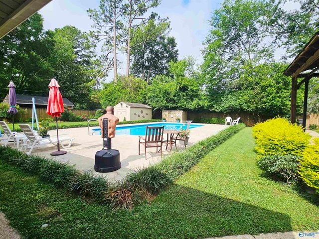 2321 SE Springdale Road, Decatur, AL 35601