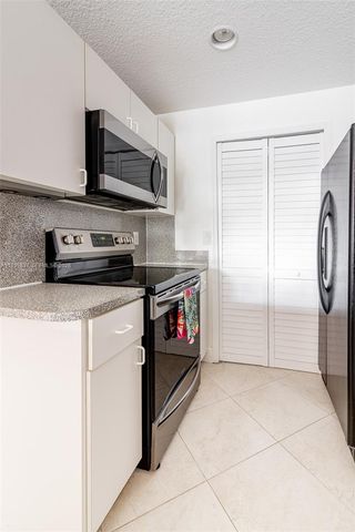 6540 NW 114th Ave 1423, Doral, FL 33178