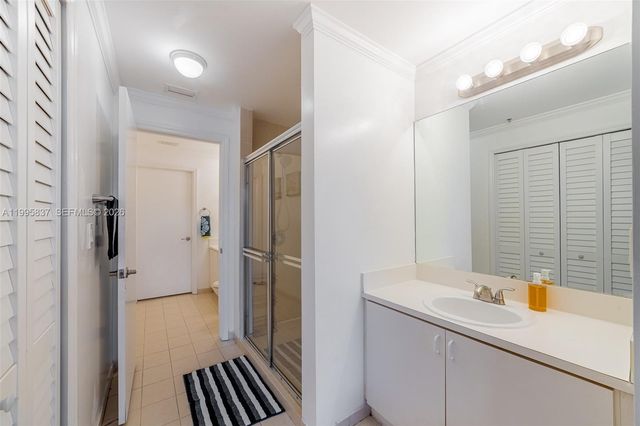 6540 NW 114th Ave 1423, Doral, FL 33178