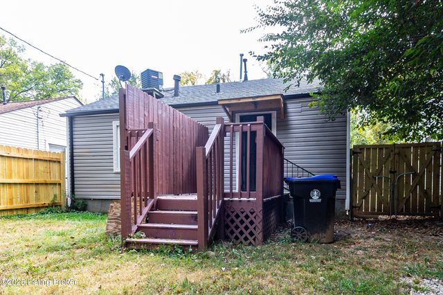 2709 Algonquin Pkwy, Louisville, KY 40210