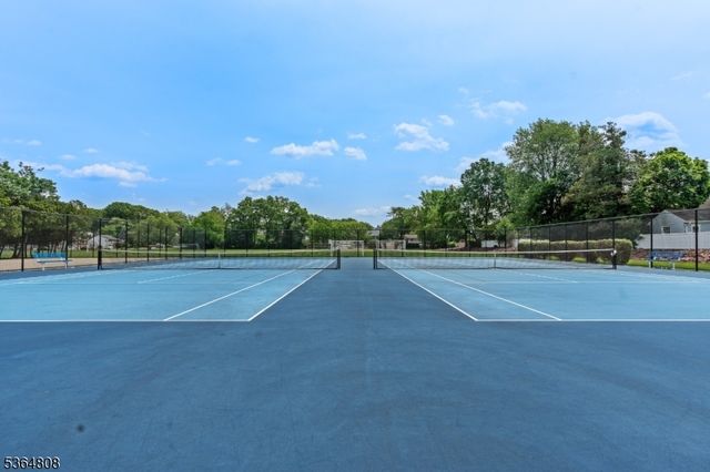 8 Hampton Rd, Clifton City, NJ 07012