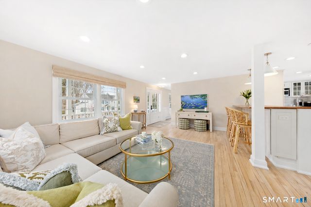 105 Rose Lane, Darien, CT 06820