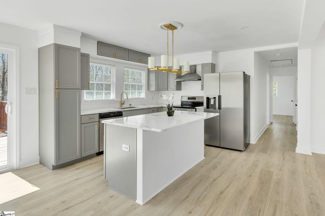 197 Stribling Circle, Spartanburg, SC 29301