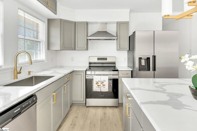 197 Stribling Circle, Spartanburg, SC 29301