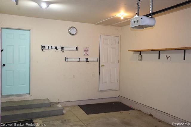 13368 Julie Anne Court 1, Fenton, MI 48430