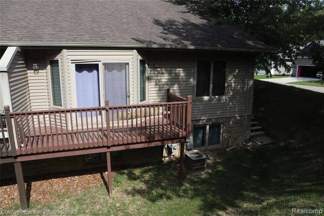 13368 Julie Anne Court 1, Fenton, MI 48430