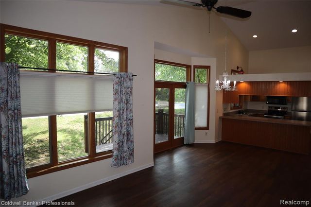 13368 Julie Anne Court 1, Fenton, MI 48430
