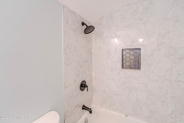 1621 Haskin Ave, Louisville, KY 40215