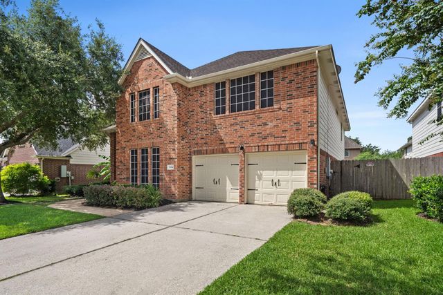 1304 Pine Stream Drive S, Pearland, TX 77581