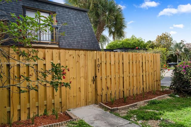 13993 SW 94th Cir Lane 1013, Miami, FL 33186