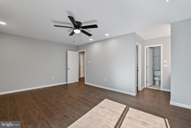 37 LAKESIDE DR, Greenbelt, MD 20770