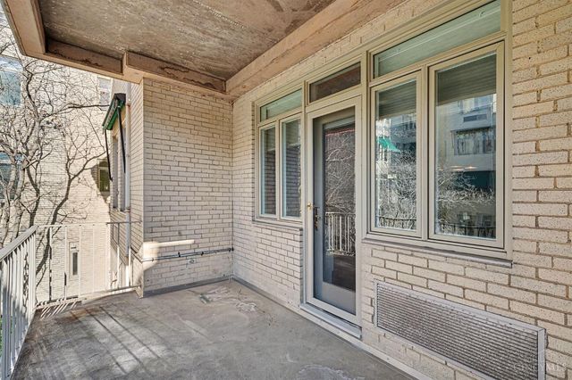 2374 Madison Road, Cincinnati, OH 45208