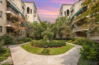 2374 Madison Road, Cincinnati, OH 45208