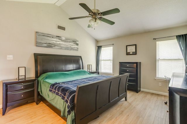 3425 Dorchester Drive, Bedford, TX 76021