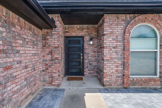 3425 Dorchester Drive, Bedford, TX 76021