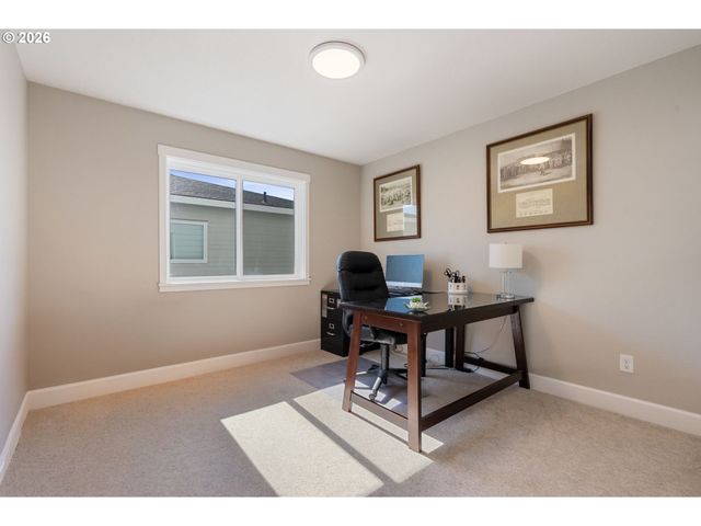 8008 Ne 172ND Ave, Vancouver, WA 98682