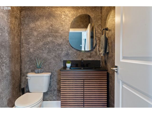 8008 Ne 172ND Ave, Vancouver, WA 98682
