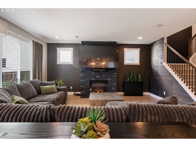 8008 Ne 172ND Ave, Vancouver, WA 98682