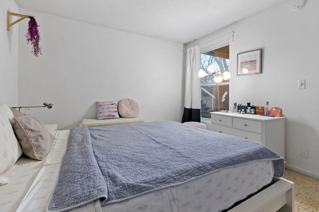 6328 Barrie Road 1A, Edina, MN 55435